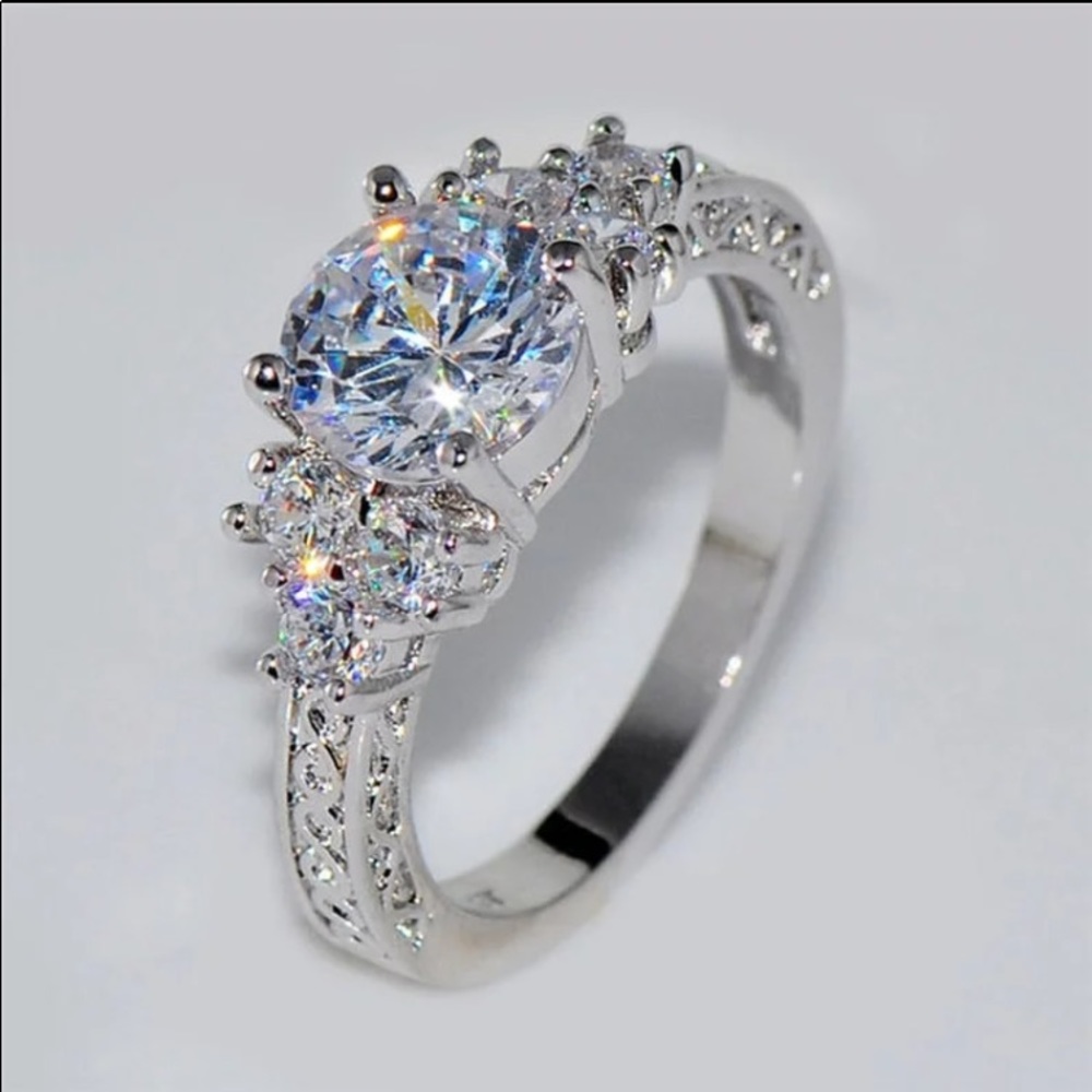 ❤️Real 925 Silver💎Fashion or Engagement Ring💎with💎AAA+ Quality Zirconias❤️